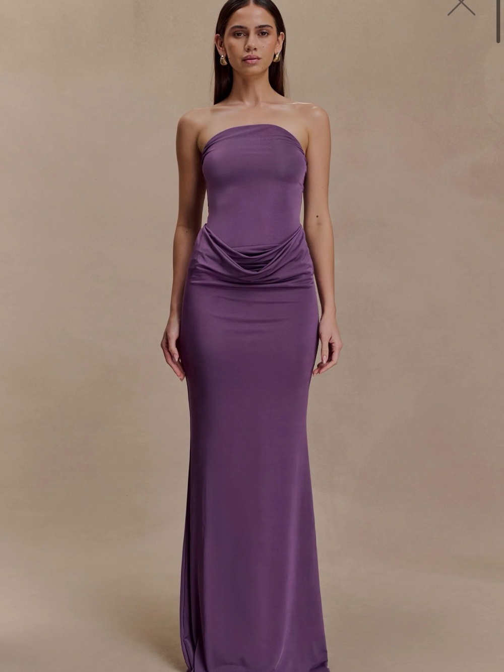 Meshki Madison
Strapless Slinky Maxi Dress - Purple S